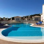 Luxury Private Property-pool, Unique Sun Roof, Free Wifi Budens