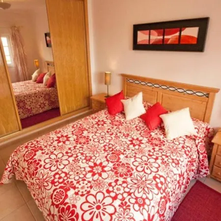 Villa Luxury Private Property-pool, Unique Sun Roof, Free Wifi *