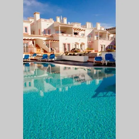 Villa Luxury Private Property-pool, Unique Sun Roof, Free Wifi *