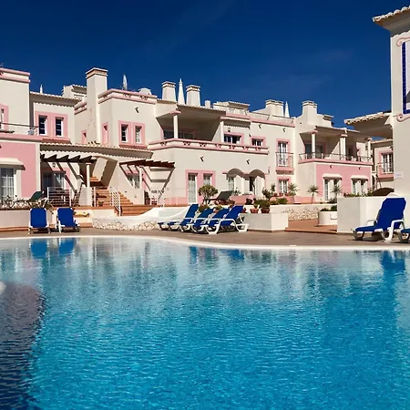 Vila Luxury Private Property-pool, Unique Sun Roof, Free Wifi